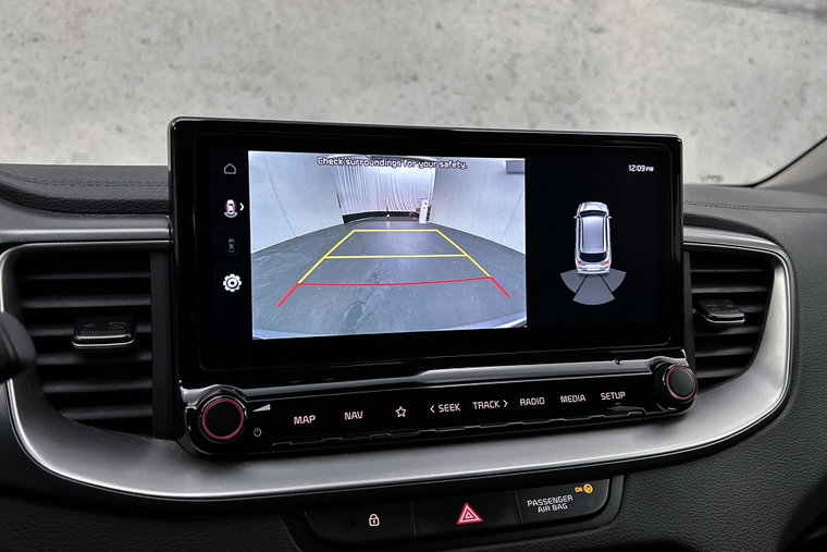 Vehicle Image 30