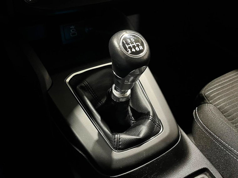 Vehicle Image 22