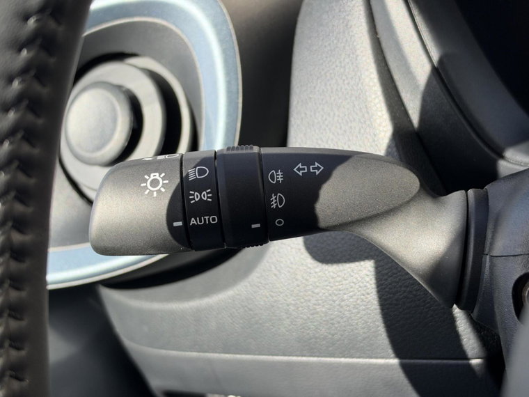 Vehicle Image 27