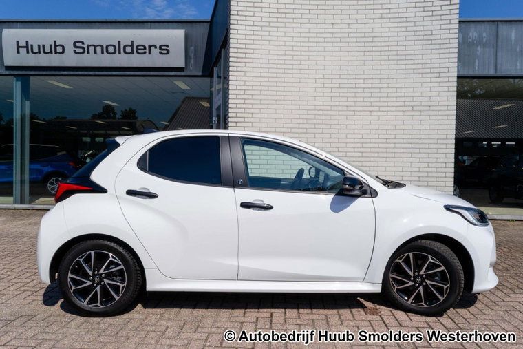 Vehicle Image 9