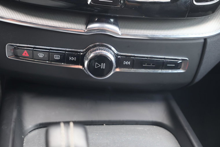 Vehicle Image 39