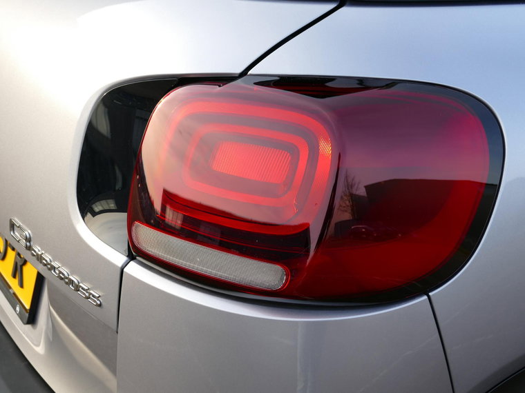 Vehicle Image 30