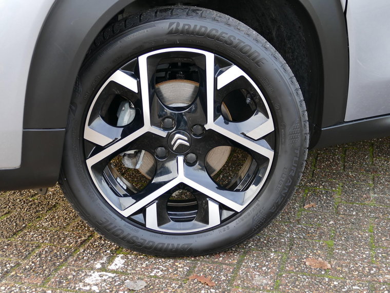 Vehicle Image 31