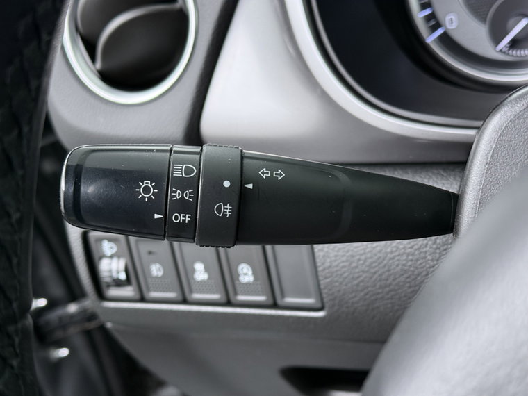Vehicle Image 24