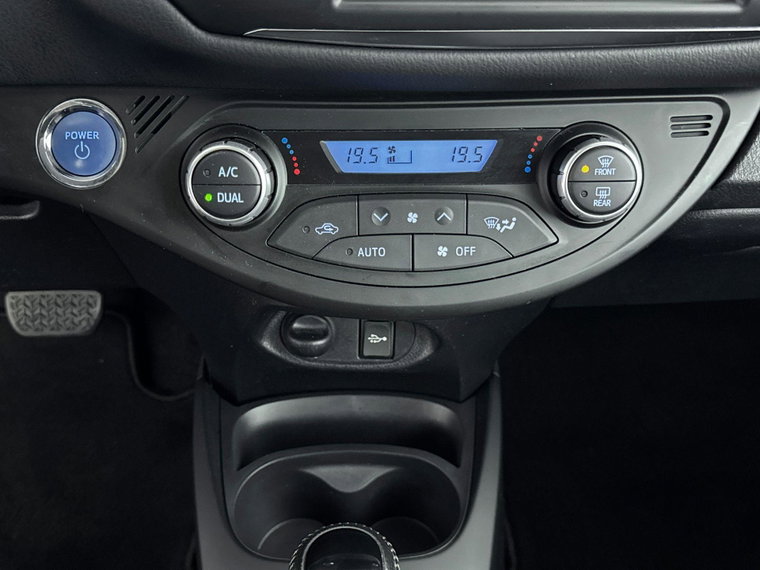 Vehicle Image 23