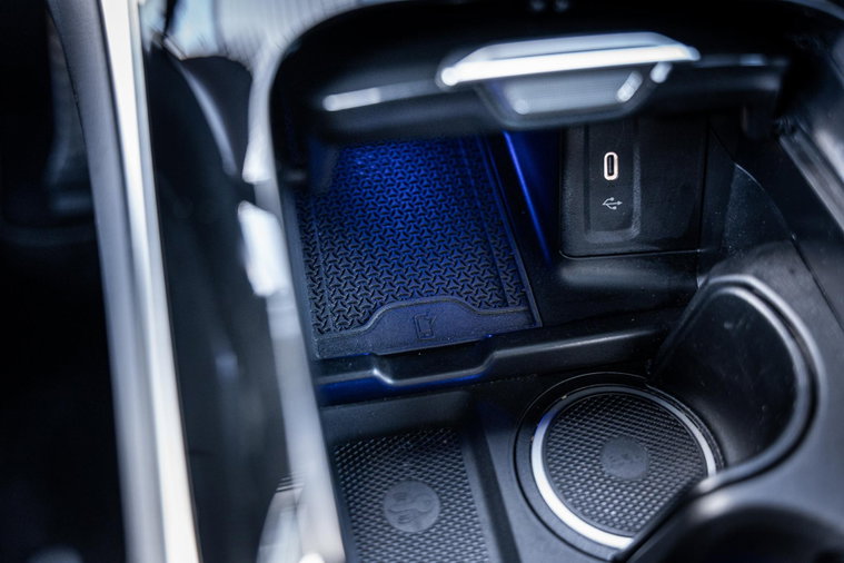 Vehicle Image 35