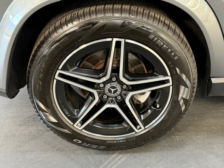Vehicle Image 31