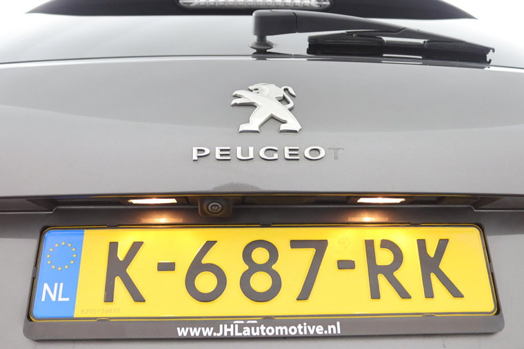Vehicle Image 40