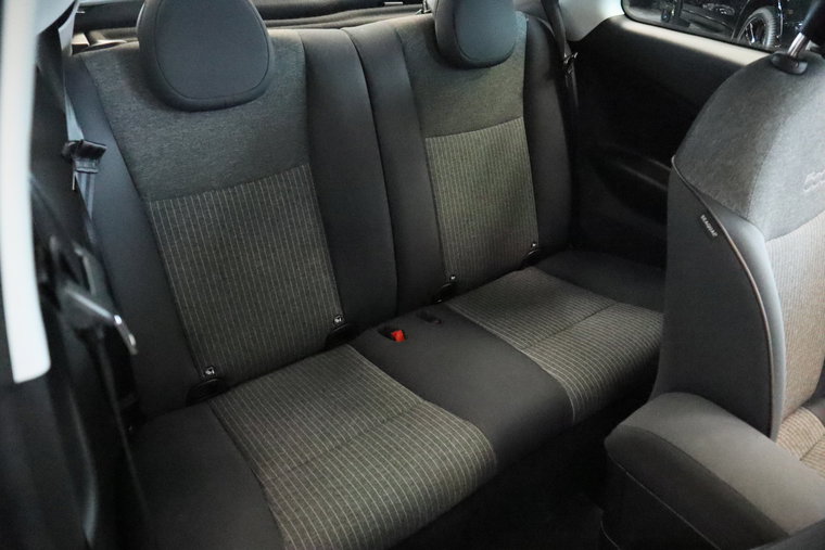Vehicle Image 18