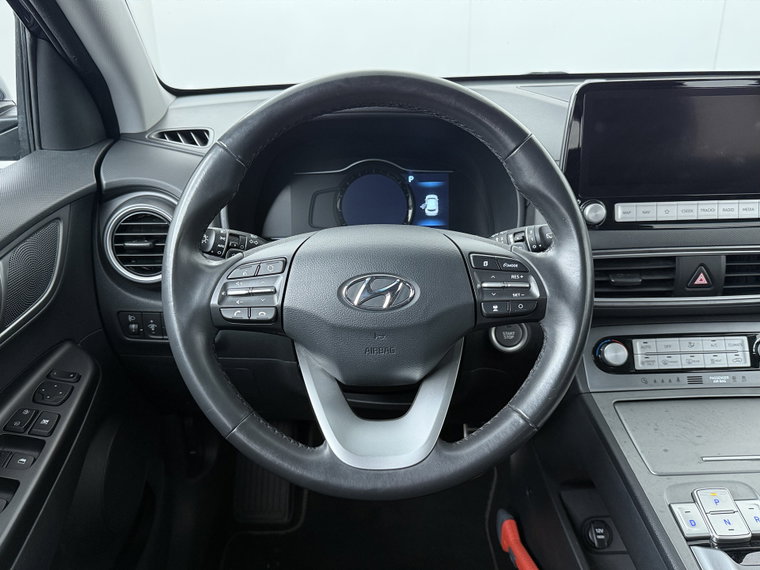 Vehicle Image 38