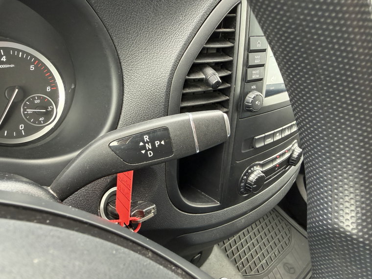 Vehicle Image 28