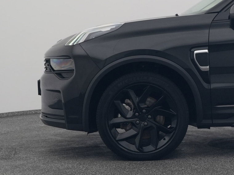 Vehicle Image 21