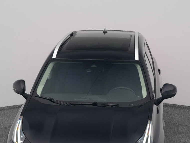 Vehicle Image 32