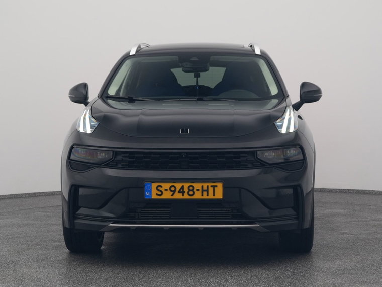 Vehicle Image 9