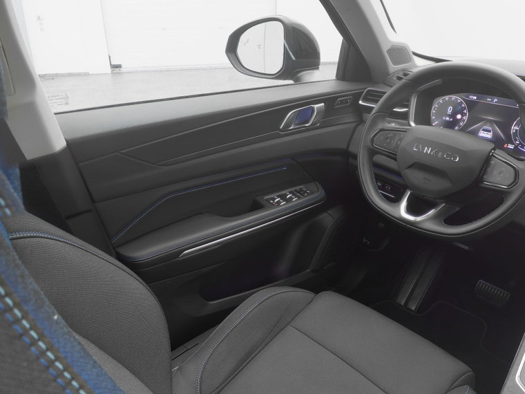 Vehicle Image 11