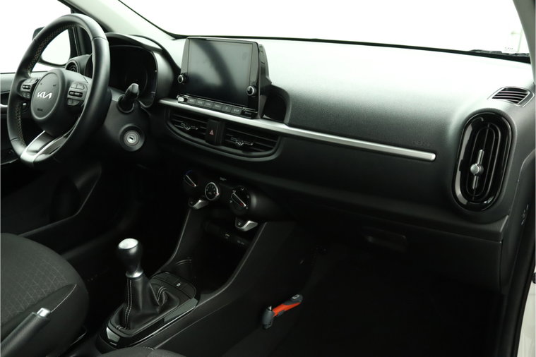Vehicle Image 33