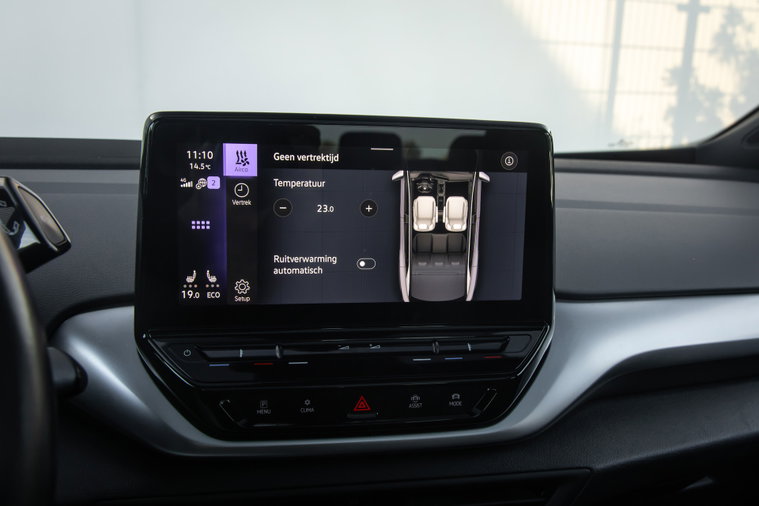 Vehicle Image 35