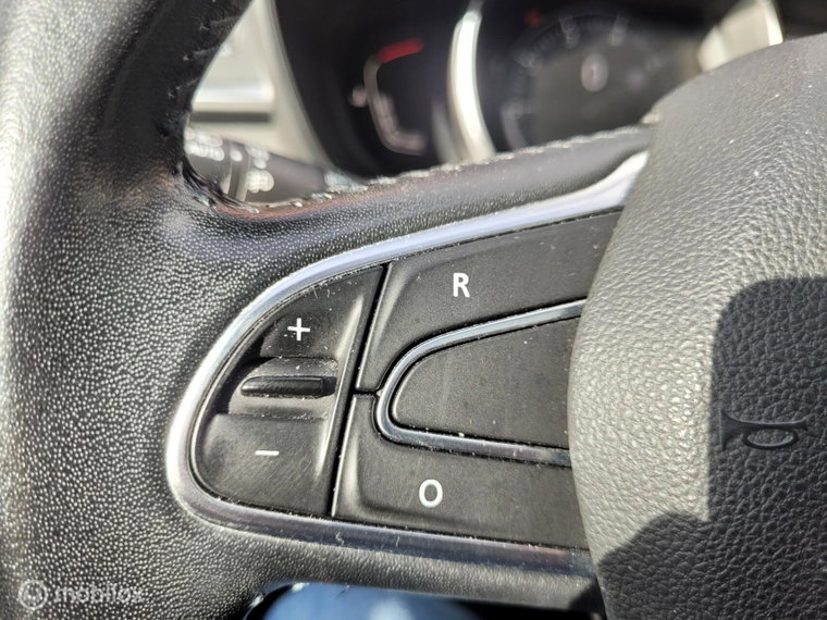 Vehicle Image 27