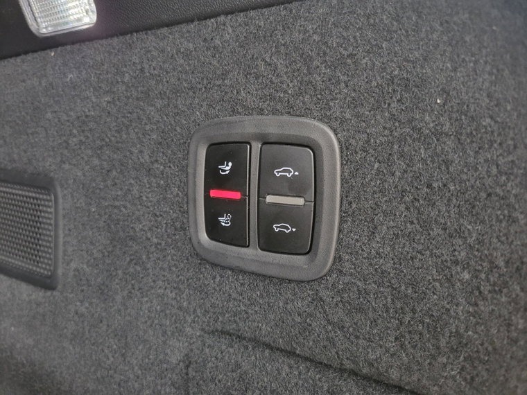 Vehicle Image 26