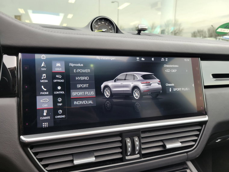 Vehicle Image 39