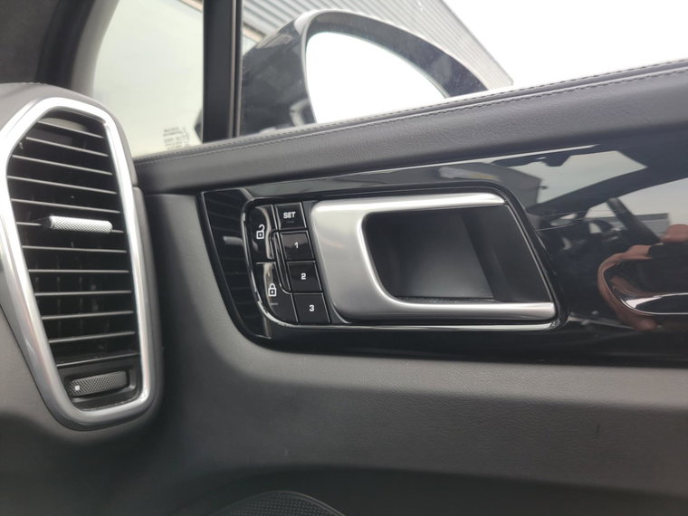 Vehicle Image 45