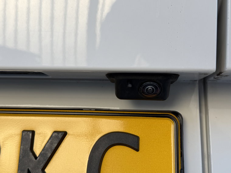 Vehicle Image 23