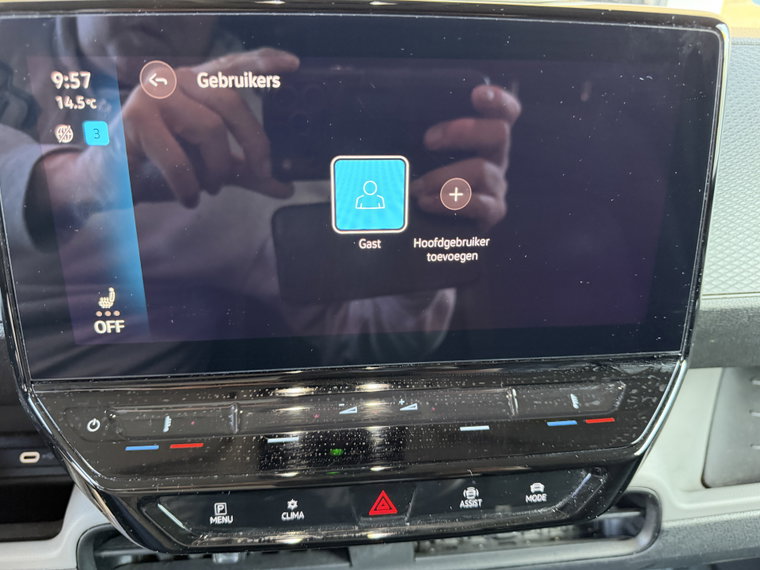 Vehicle Image 35