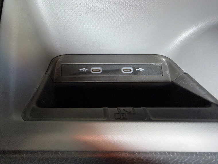 Vehicle Image 48