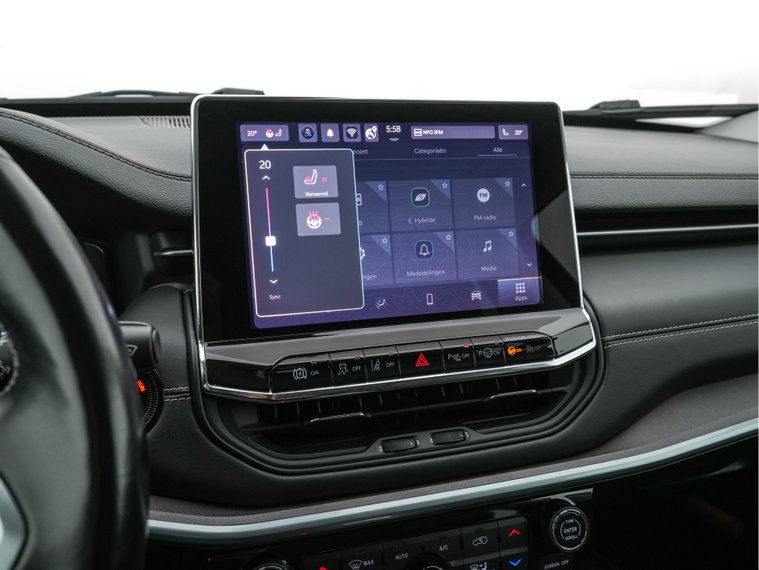 Vehicle Image 19