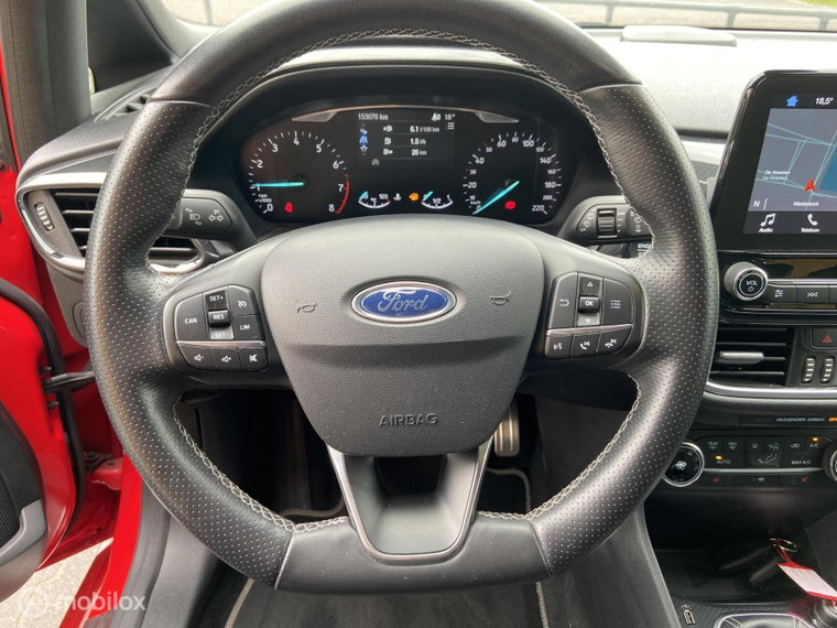 Vehicle Image 43