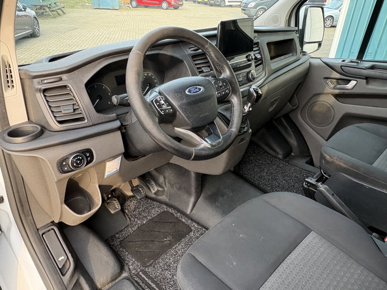 Vehicle Image 27