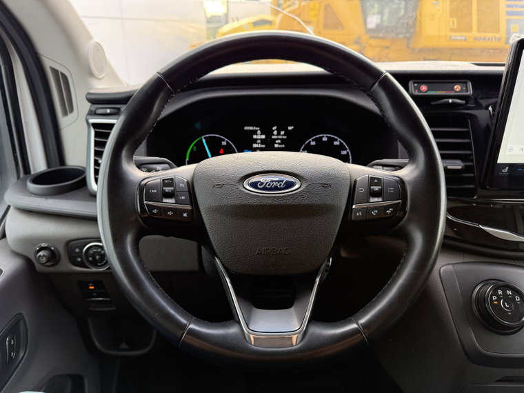 Vehicle Image 21