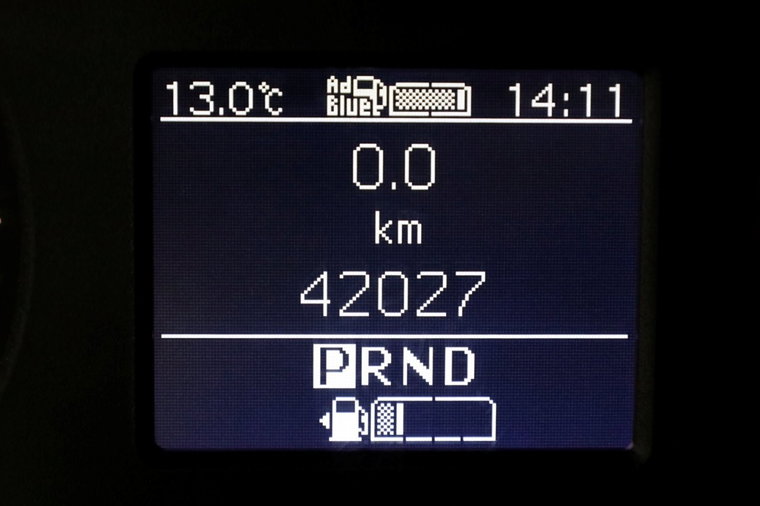 Vehicle Image 16