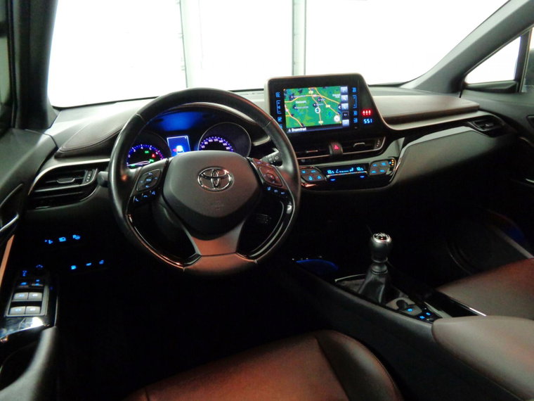 Vehicle Image 7