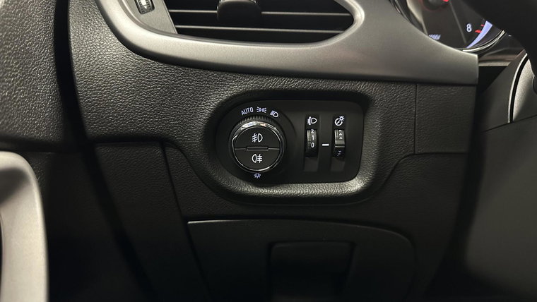 Vehicle Image 26
