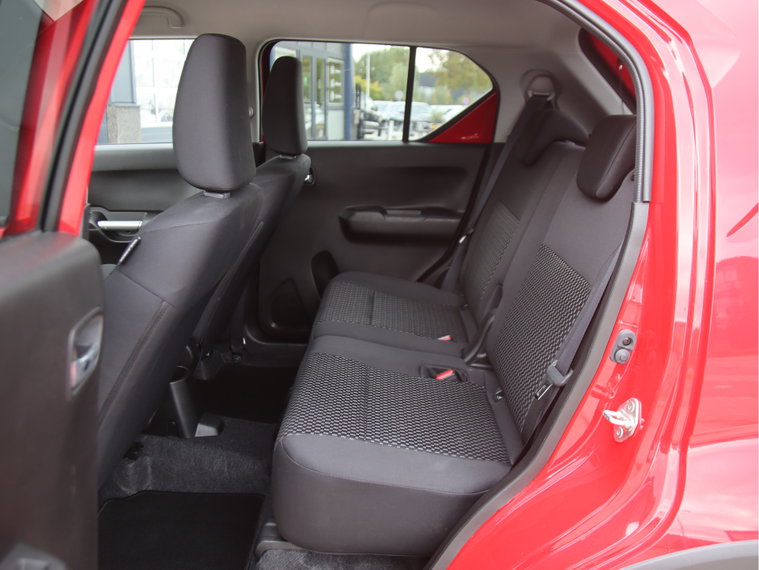 Vehicle Image 12
