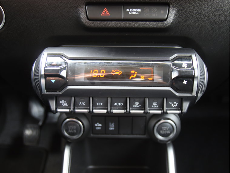 Vehicle Image 26