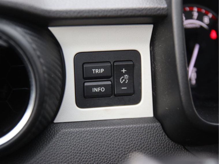Vehicle Image 33