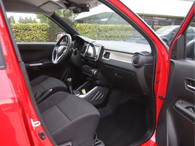 Vehicle Image 11