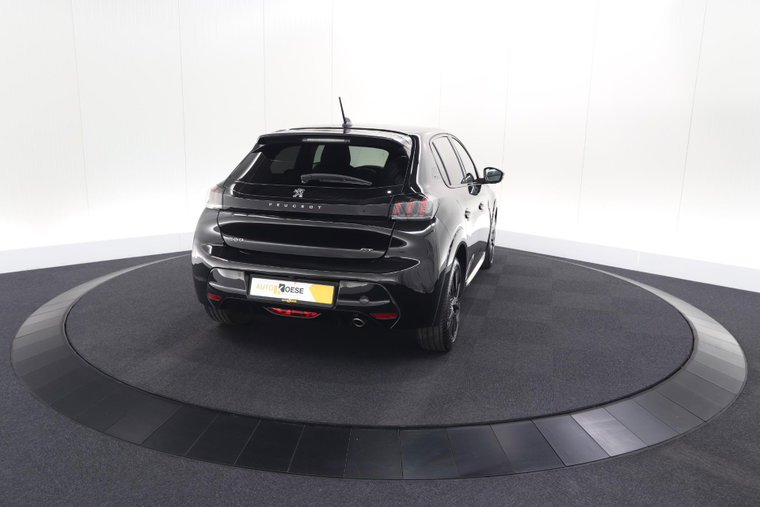 Vehicle Image 19