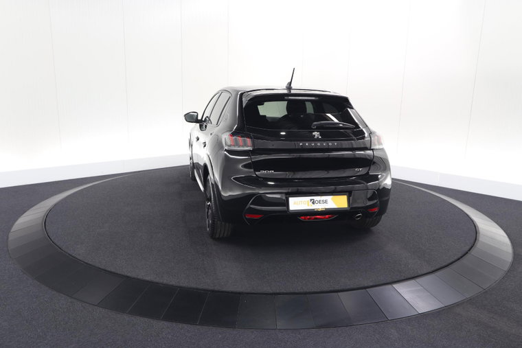 Vehicle Image 24