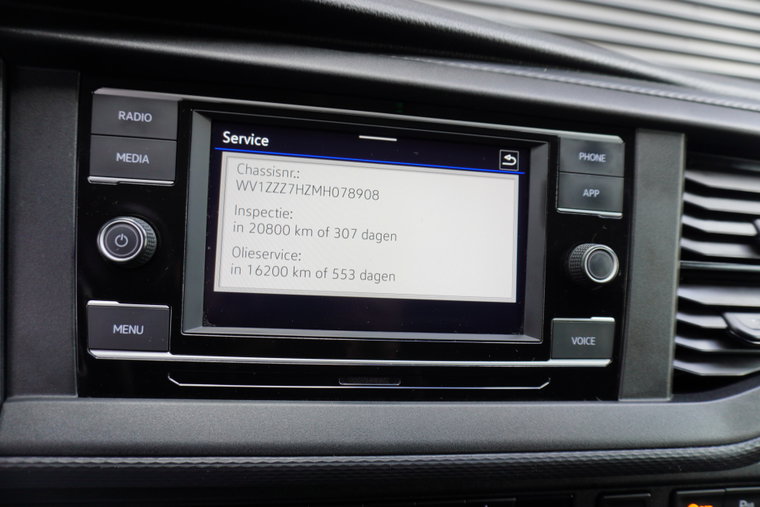 Vehicle Image 19