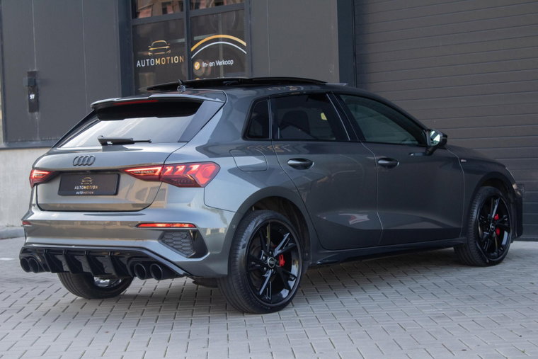 Vehicle Image 36