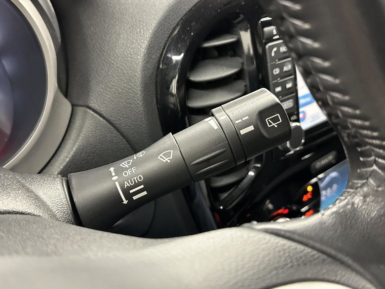 Vehicle Image 27