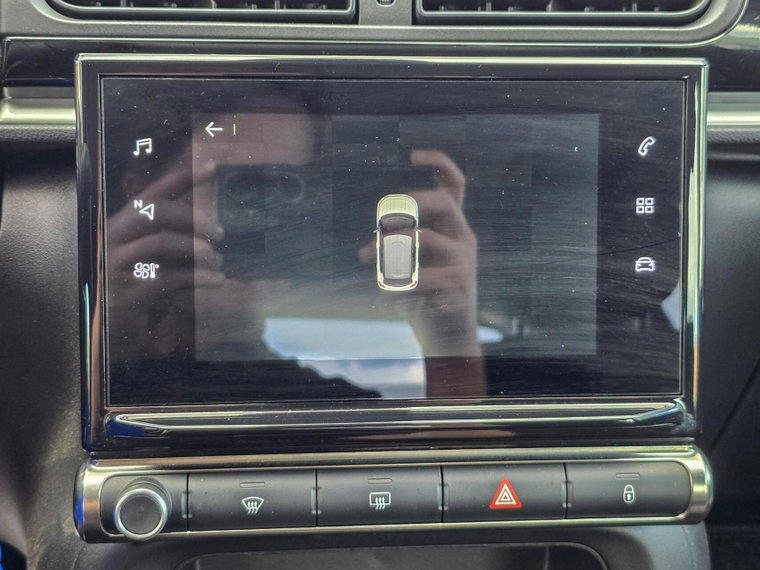 Vehicle Image 35