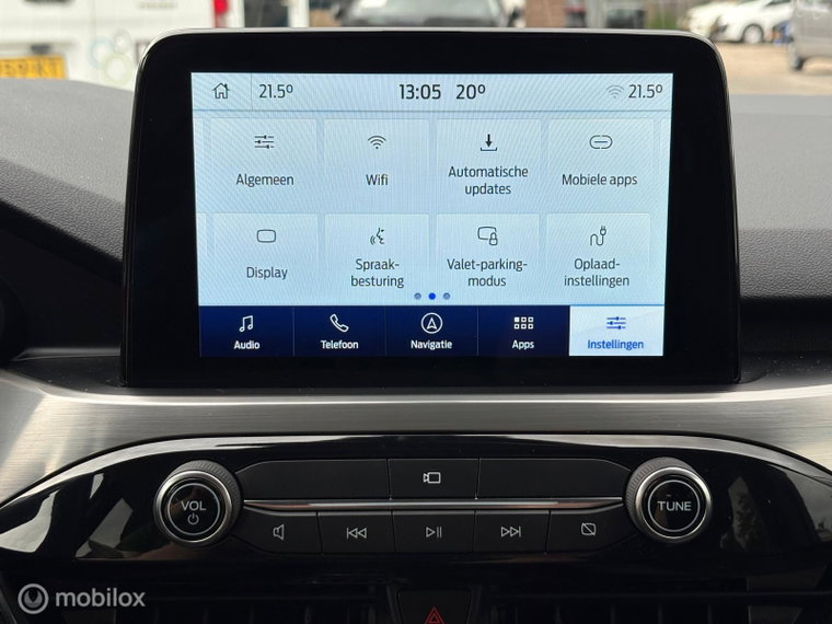 Vehicle Image 36