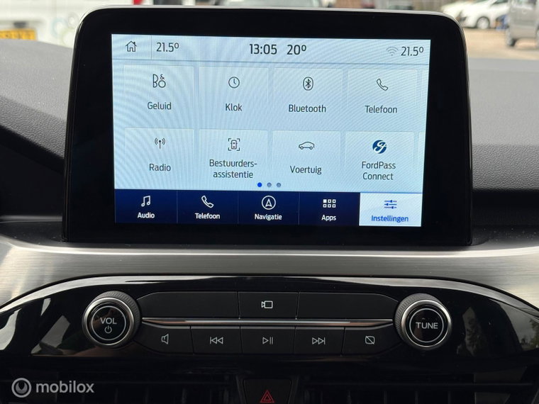 Vehicle Image 37