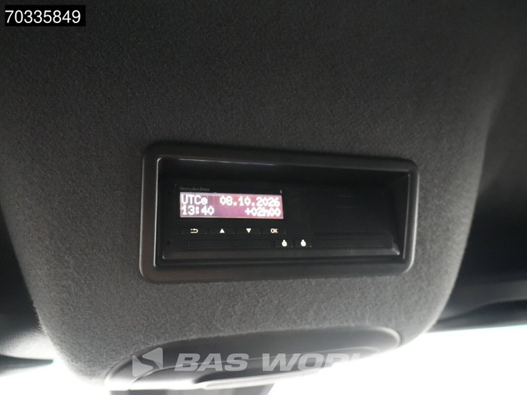 Vehicle Image 45