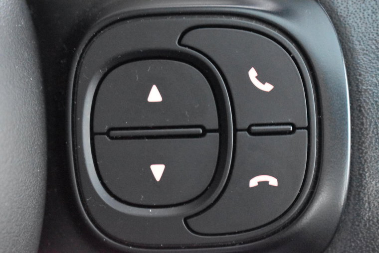 Vehicle Image 24