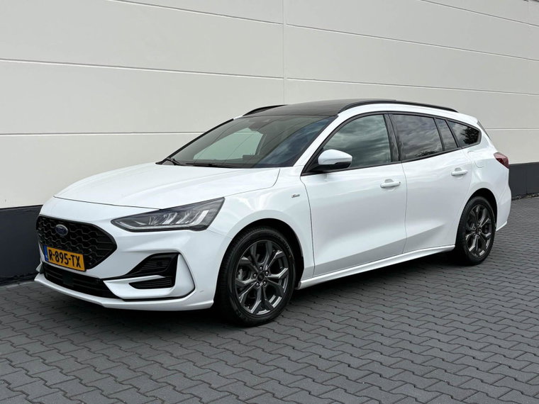 Vehicle Image 16